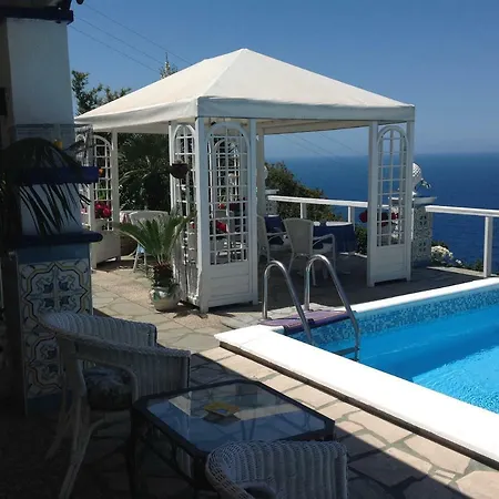 B&B La Guardia 아나카프리