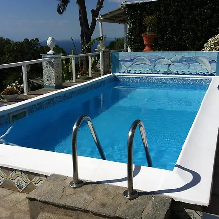 La Guardia Bed and Breakfast