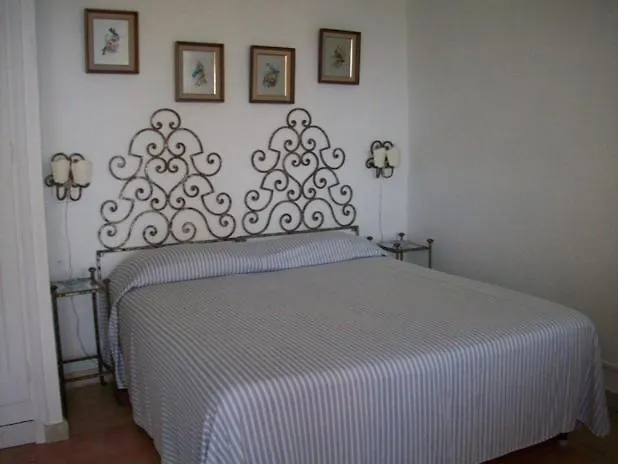 La Guardia Bed & Breakfast *