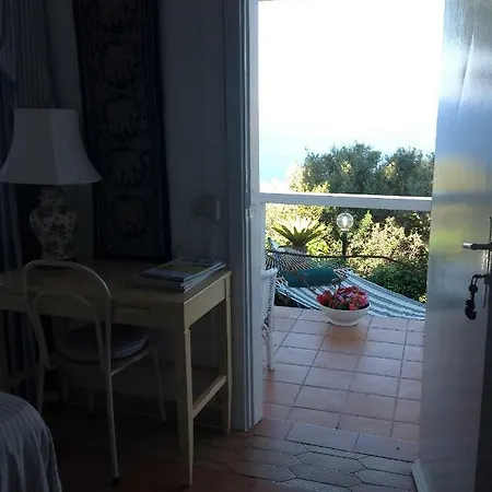 ベッド・アンド・ブレックファスト La Guardia *